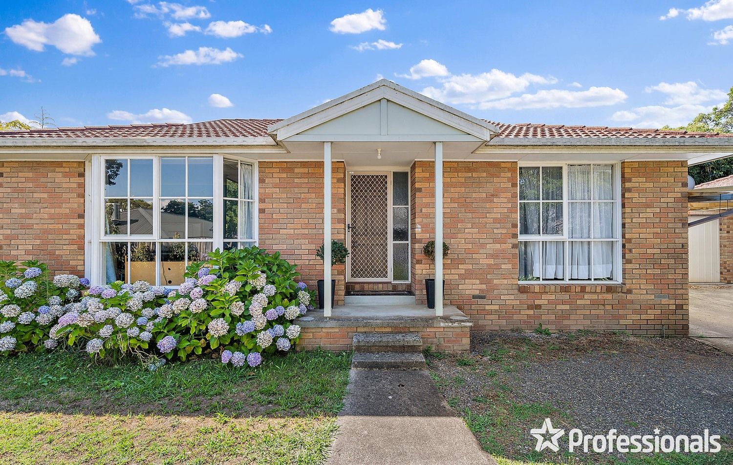 2/30 Narcissus Avenue, Boronia VIC 3155, Image 0