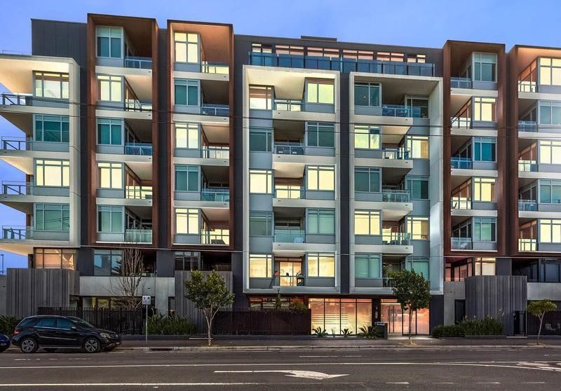 1 bedrooms Apartment / Unit / Flat in 606/30 Burnley Street RICHMOND VIC, 3121