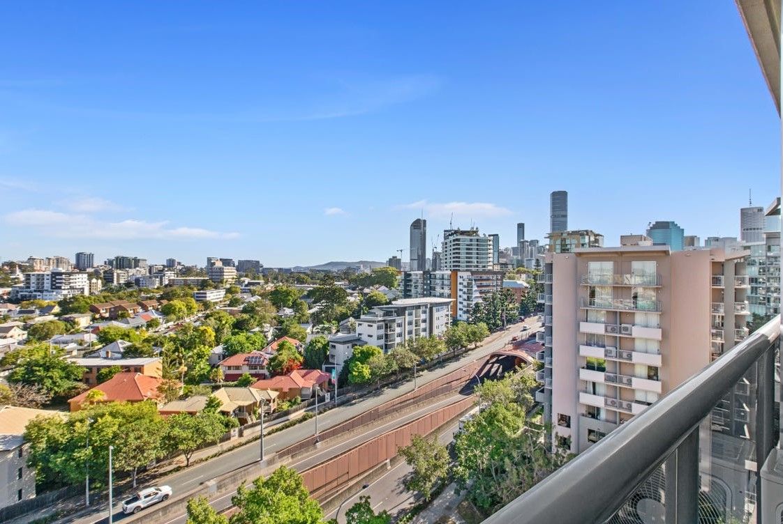 1 bedrooms Apartment / Unit / Flat in 909/188 Shafston Avenue KANGAROO POINT QLD, 4169