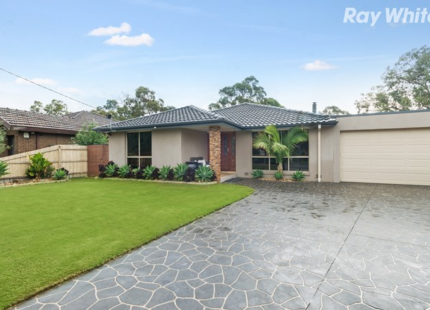 11 Thornley Close, Ferntree Gully VIC 3156