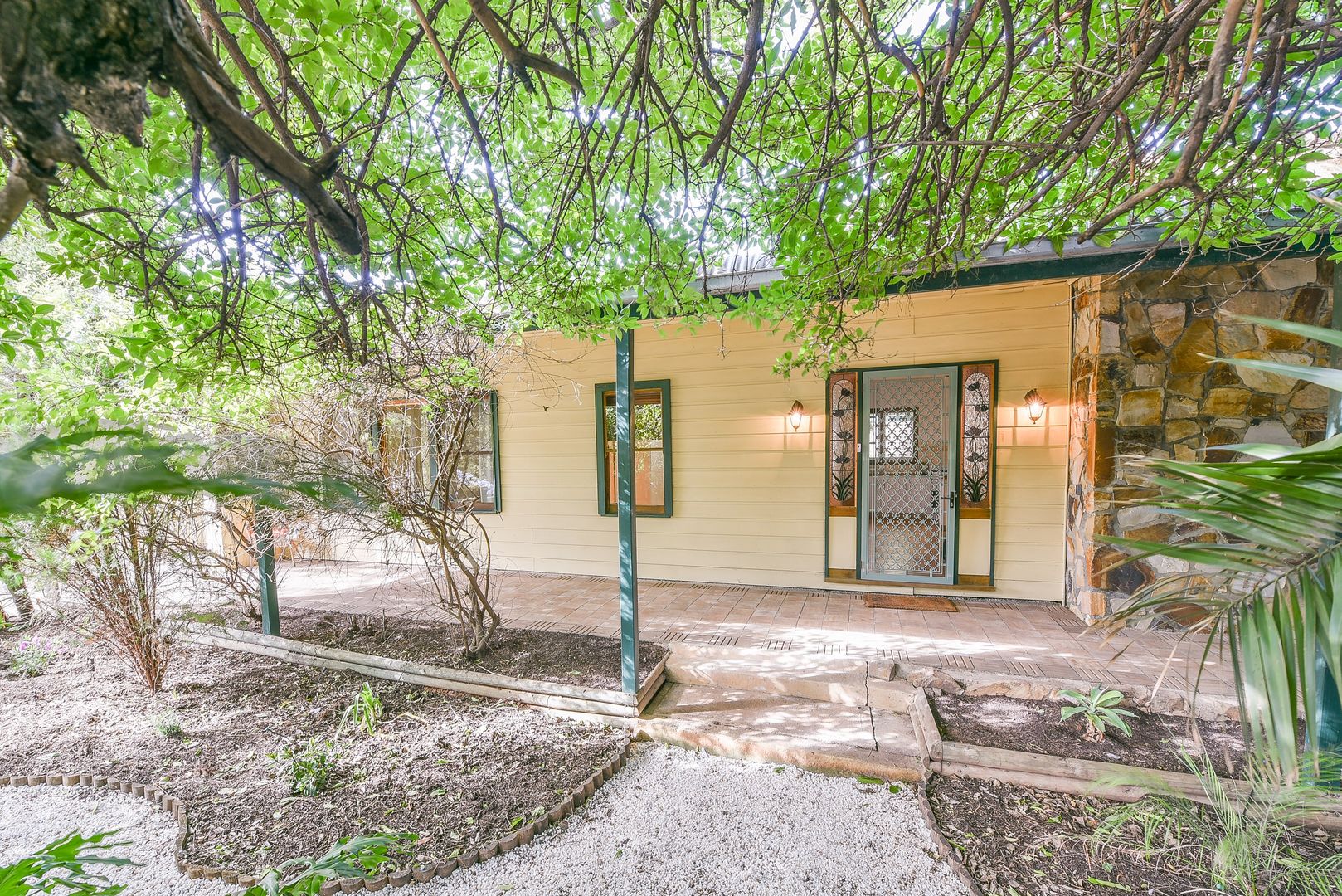 184 Brodie Road, Morphett Val Property History & Address Research