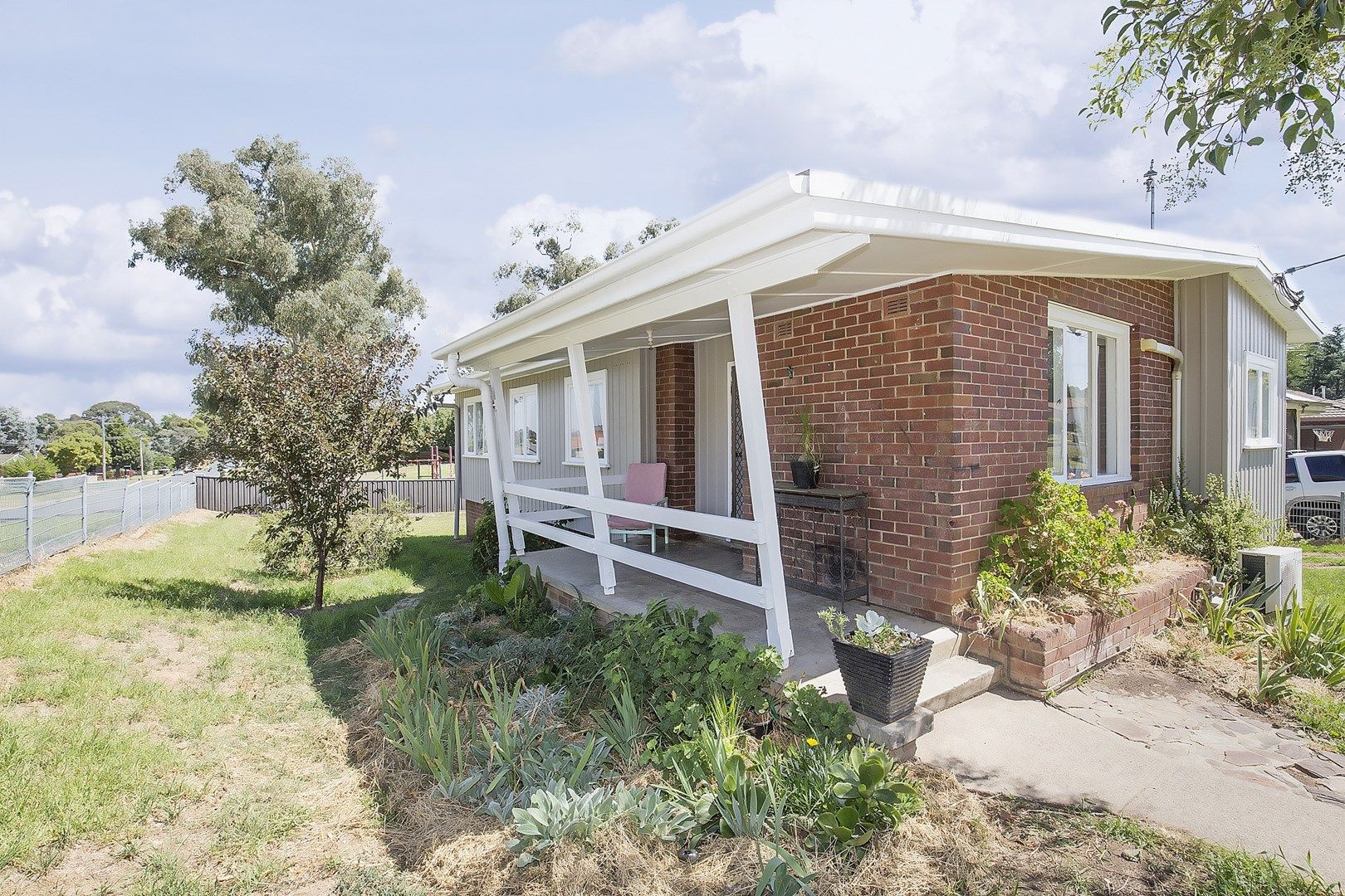 35 TAYLOR ROAD, Young NSW 2594, Image 0