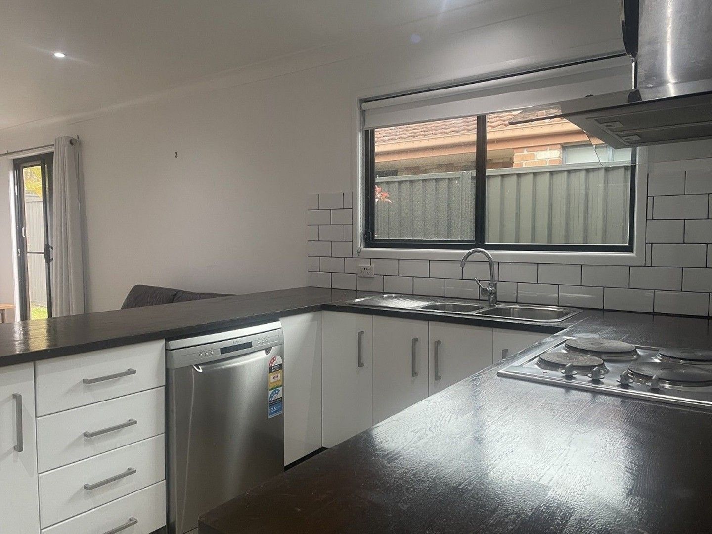 1 bedrooms Apartment / Unit / Flat in 1/23 Riverbrooke Drive UPPER COOMERA QLD, 4209