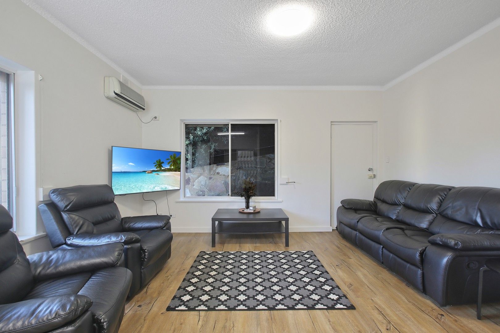 1/172 Seaview Road, Henley Beach South SA 5022, Image 0