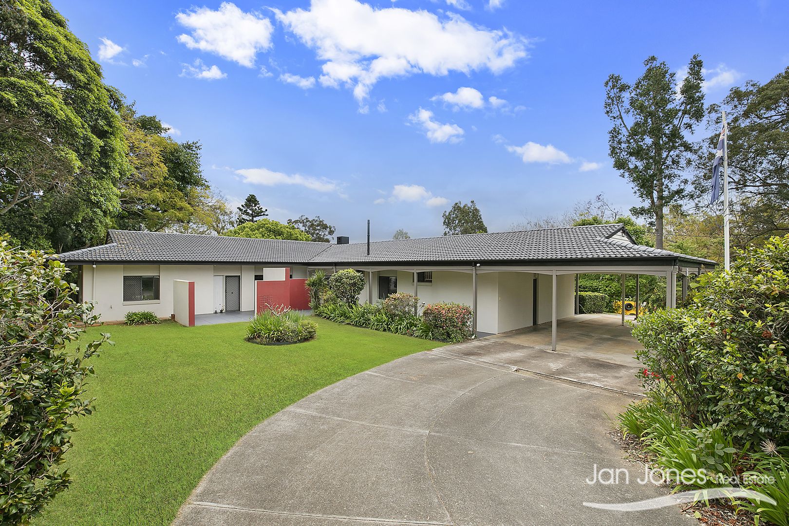 140 Bray Rd, Lawnton QLD 4501, Image 2