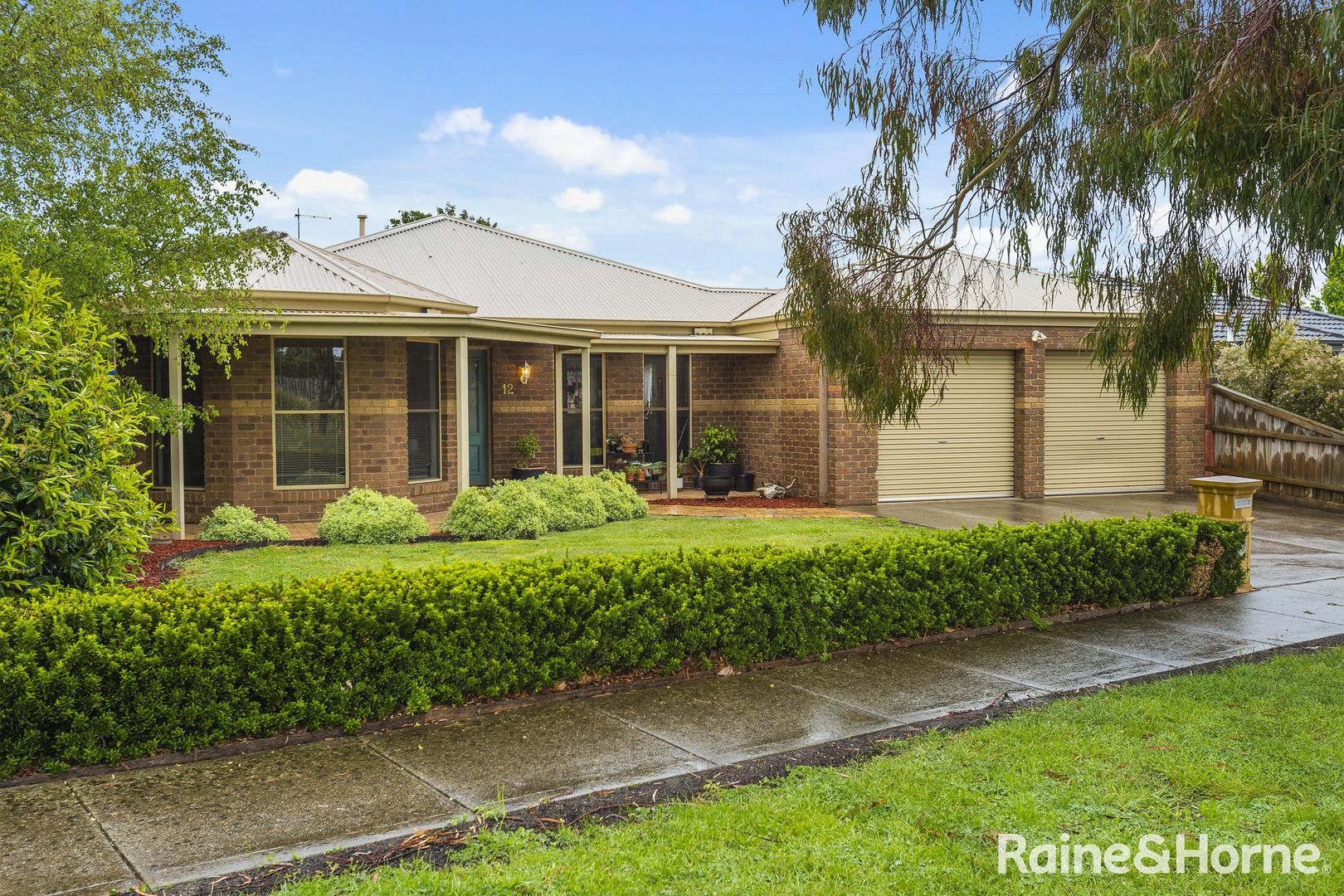 12 Village Green Drive, Kyneton VIC 3444