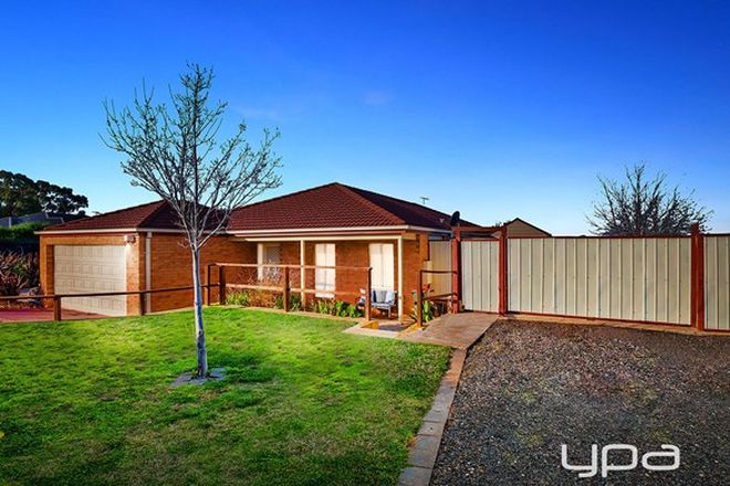 Picture of 18 McLennan Avenue, MADDINGLEY VIC 3340