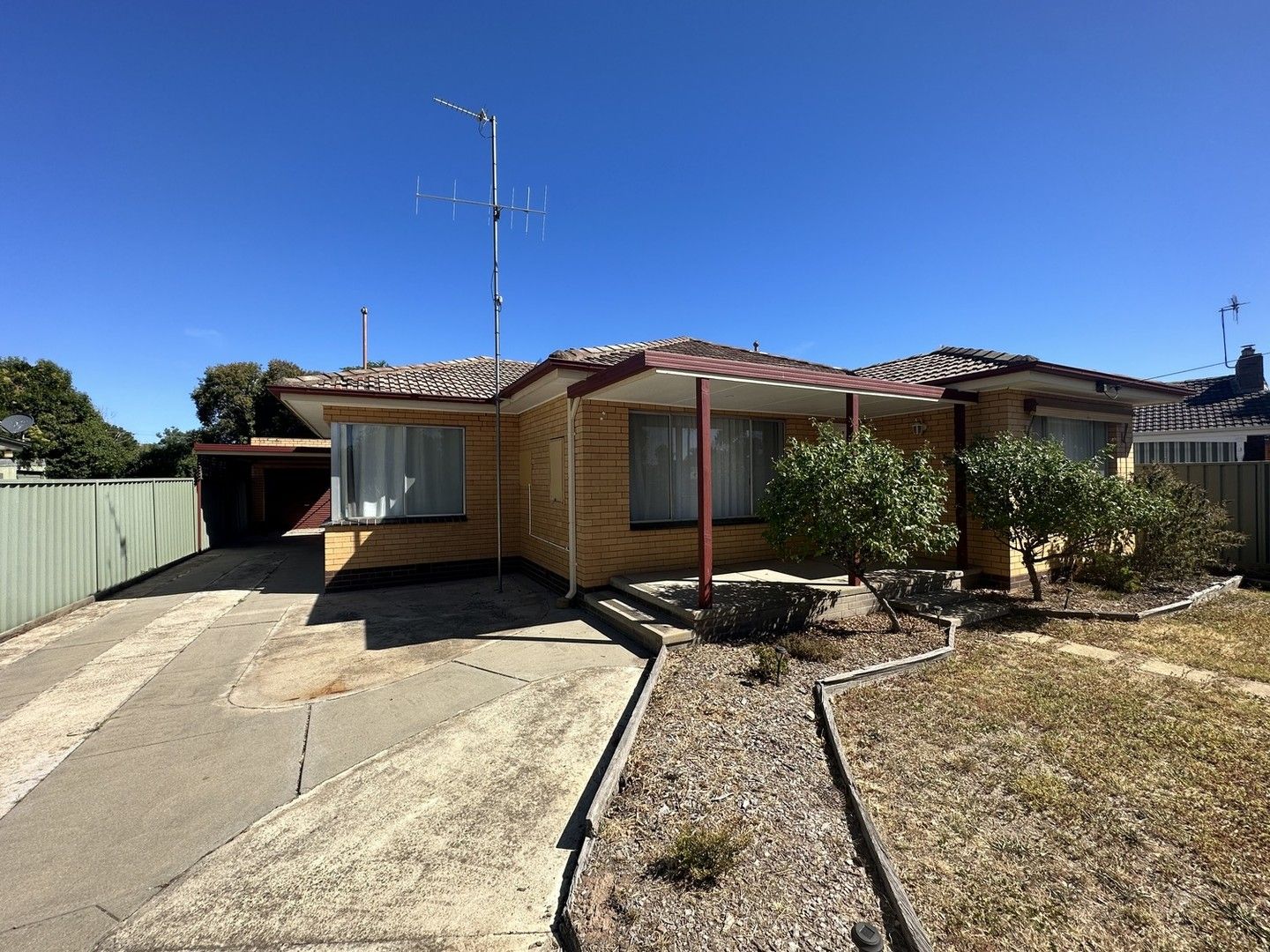 3 bedrooms House in 50 Carson Street SHEPPARTON VIC, 3630