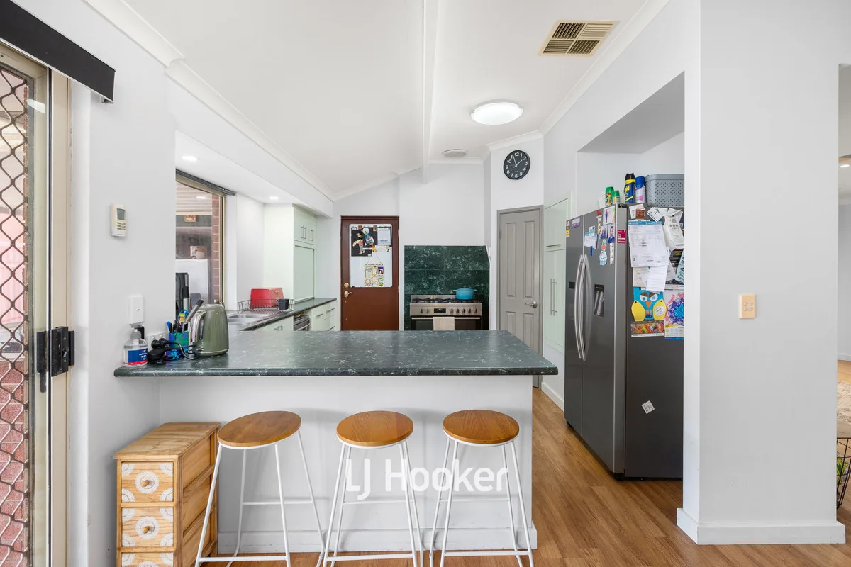 Additional image 8 of 16 Hertford Elbow, College Grove WA 6230