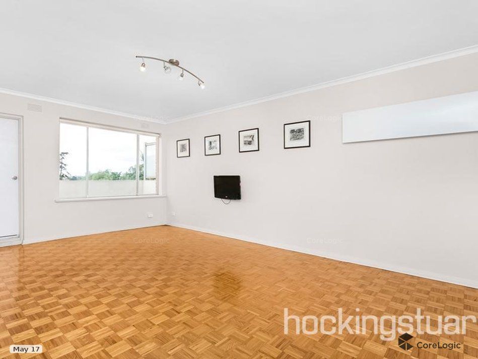 2 bedrooms Apartment / Unit / Flat in 12/11 Nicholson Street FOOTSCRAY VIC, 3011