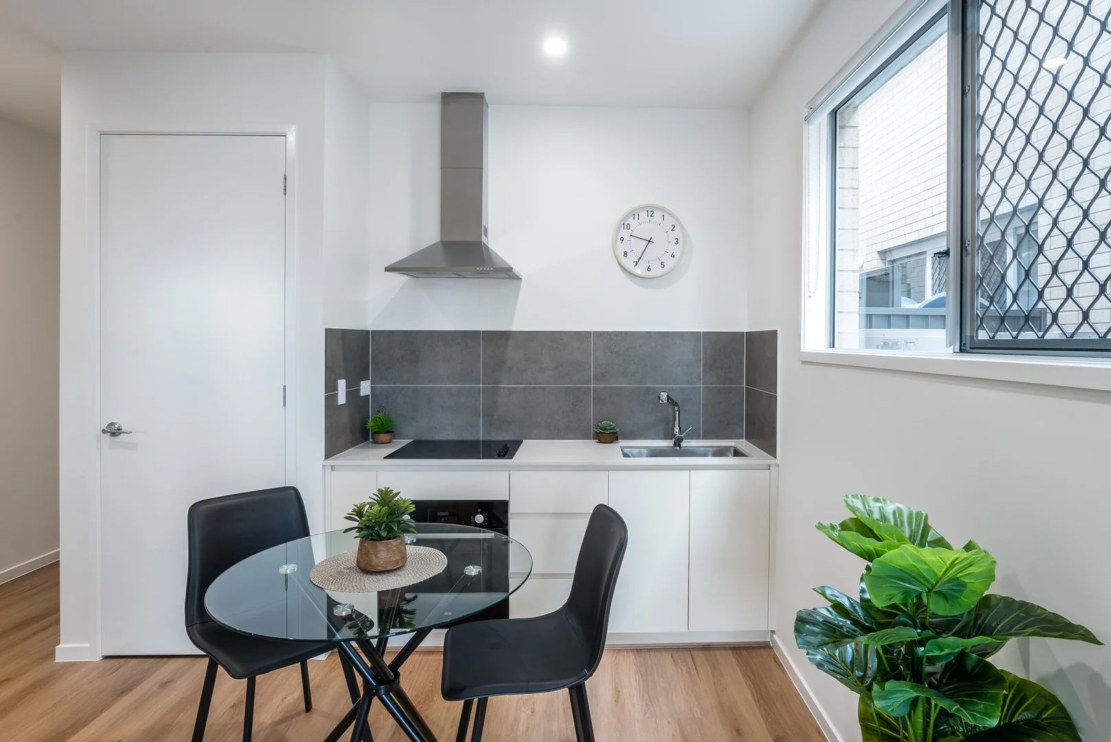 21 Pauline Ave, Ellen Grove QLD 4078