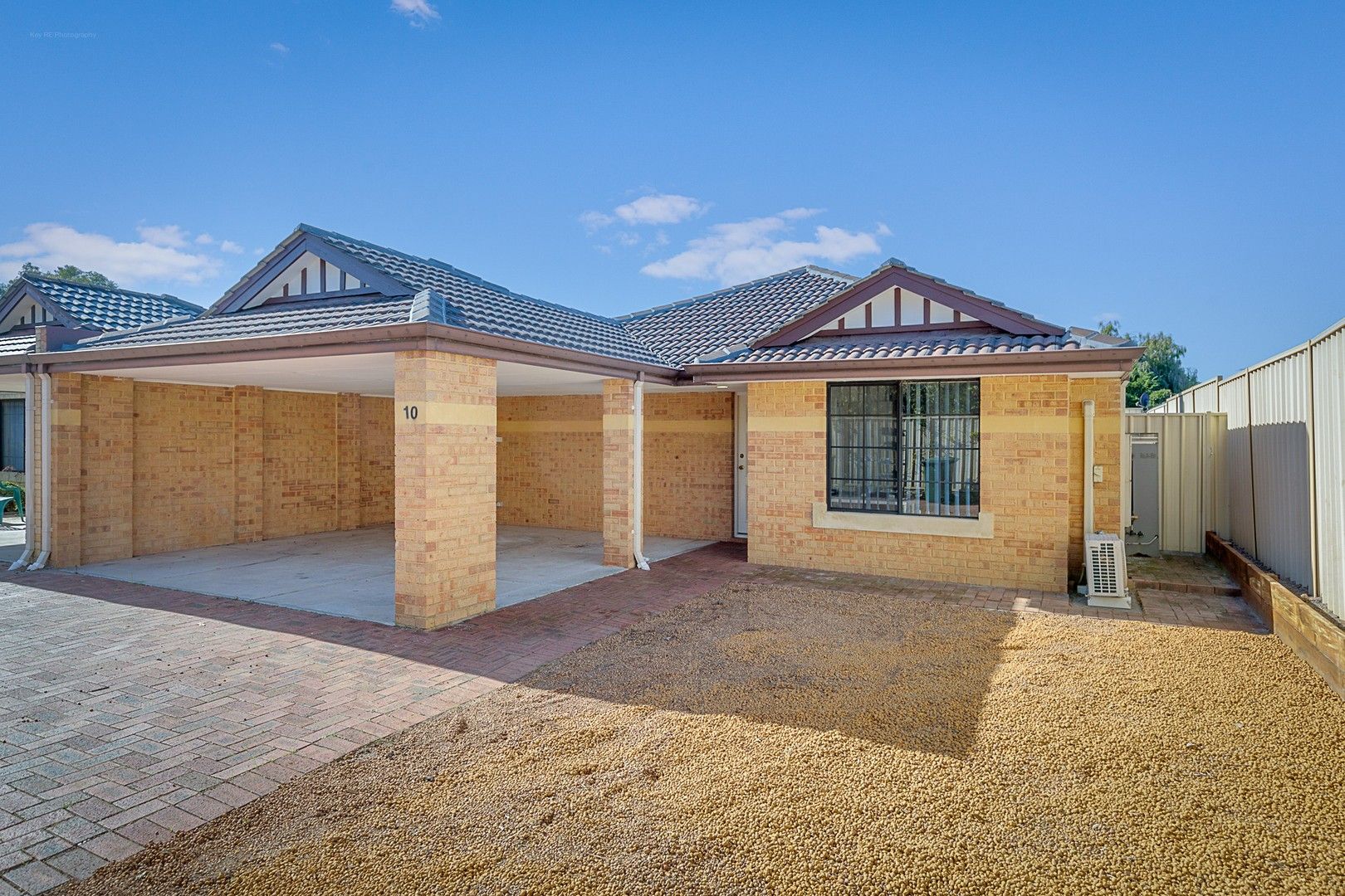 3 bedrooms House in 10 Hove Court LYNWOOD WA, 6147