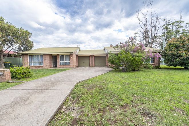 Picture of 54 Oxford Road, SCONE NSW 2337