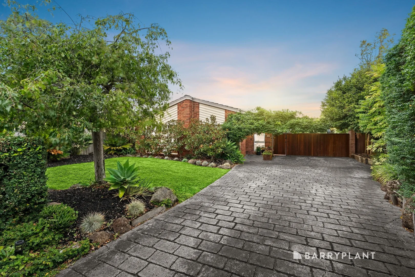 4 Priscilla Court, Wantirna VIC 3152