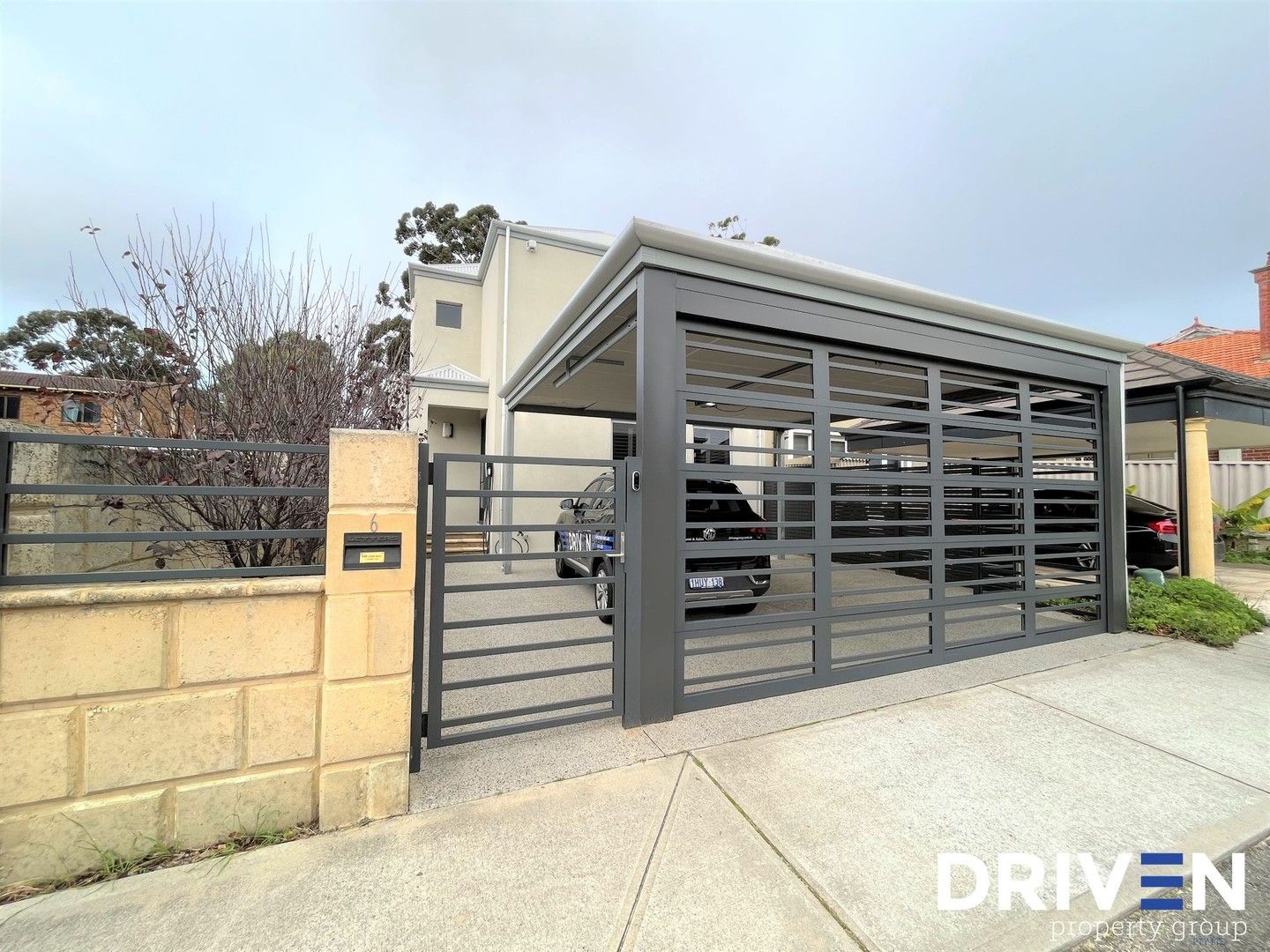 2 bedrooms House in 6 Kerr Street WEST LEEDERVILLE WA, 6007