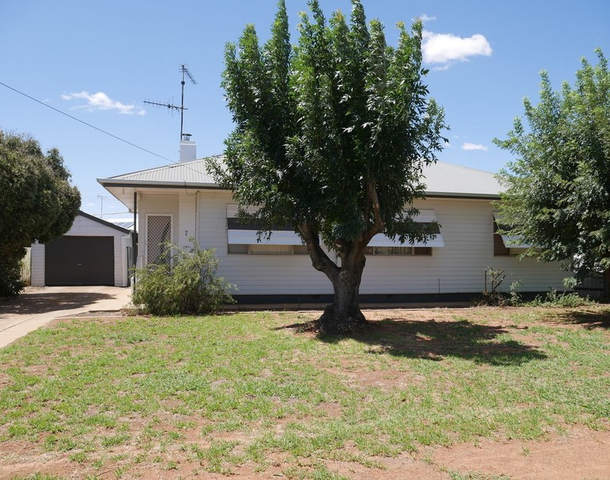 7 Carabeen Avenue, Leeton NSW 2705