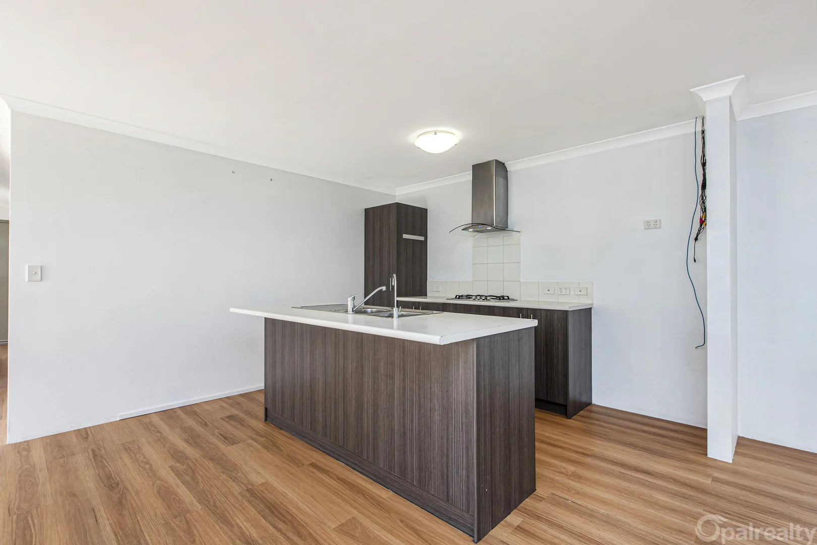 Additional image 11 of 2 Ashwood Parkway, Lakelands WA 6180