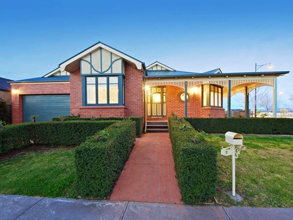 2 Blairgowrie Drive, Craigieburn VIC 3064