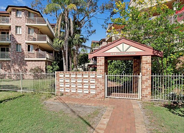 8/181-185 Sandal Crescent, Carramar NSW 2163