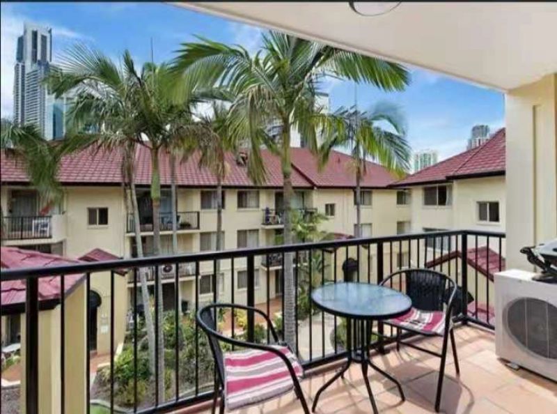 2 bedrooms Apartment / Unit / Flat in 38/49 Peninsular Drive SURFERS PARADISE QLD, 4217