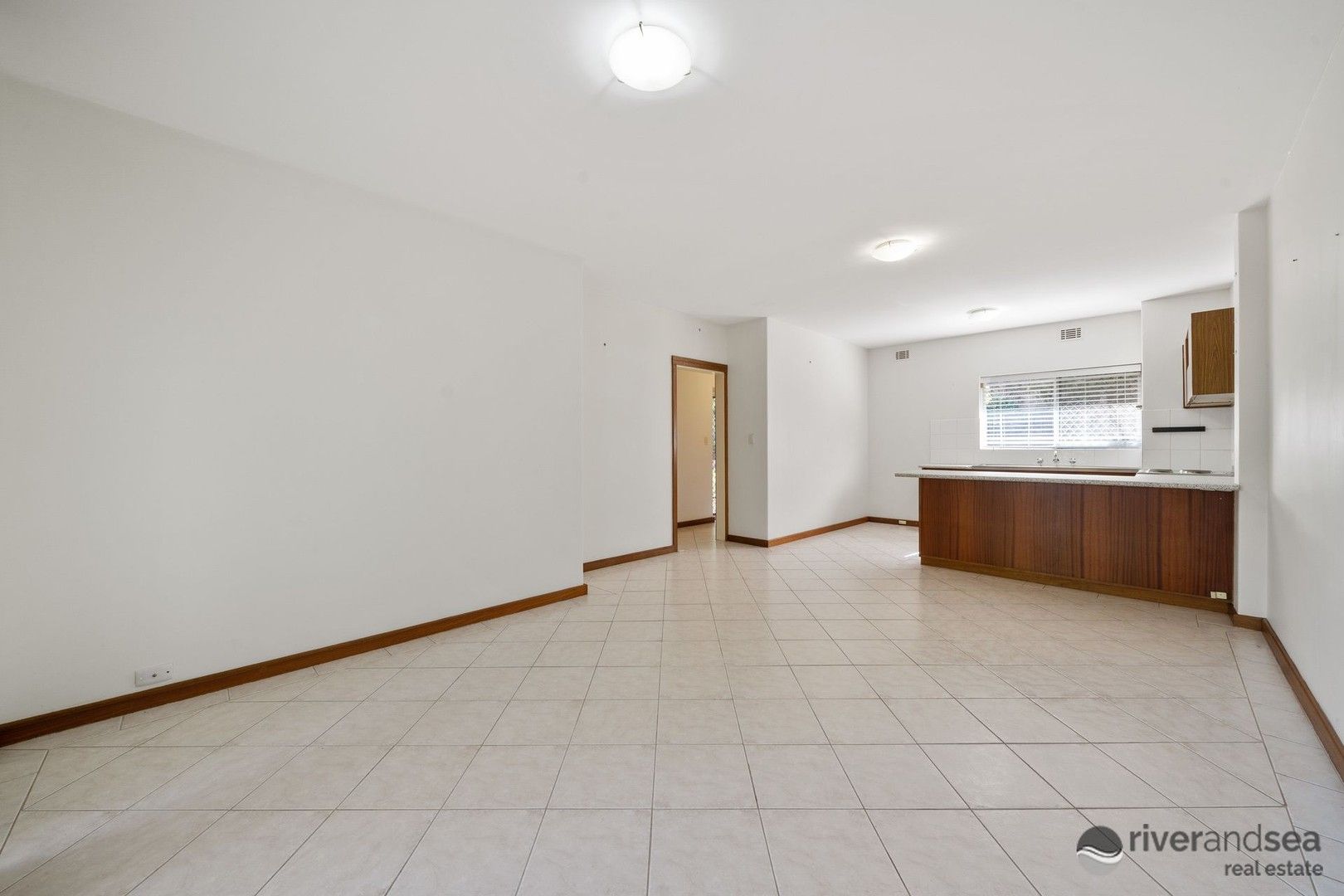 2 bedrooms Apartment / Unit / Flat in 4/23 Osborne Road EAST FREMANTLE WA, 6158