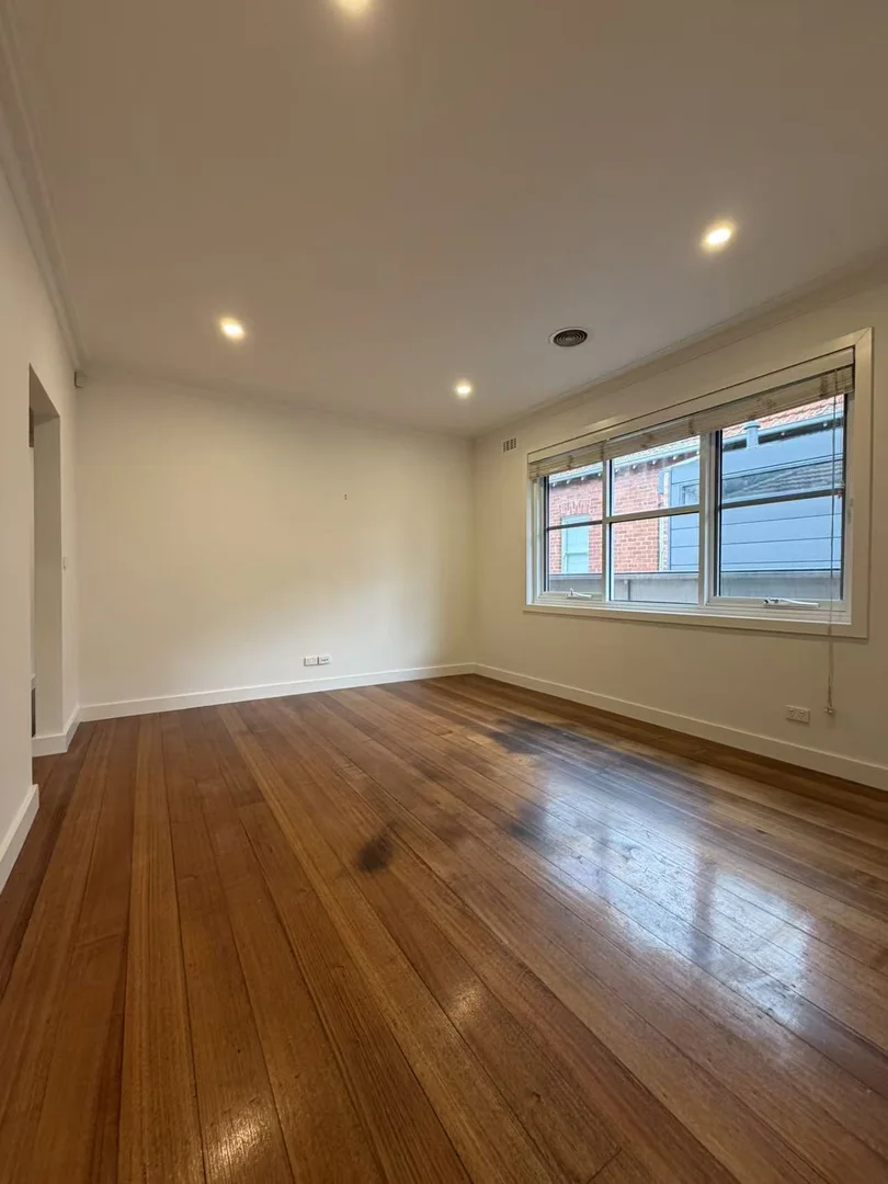 Additional image 6 of 32 Carnarvon Road, Caulfield North VIC 3161