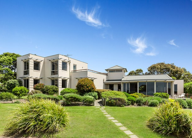 2 The Esplanade , Flinders VIC 3929