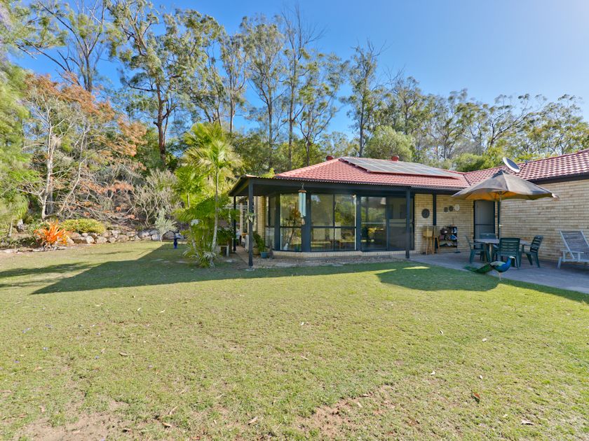 294 Mt Petrie Rd, MacKenzie QLD 4156, Image 2