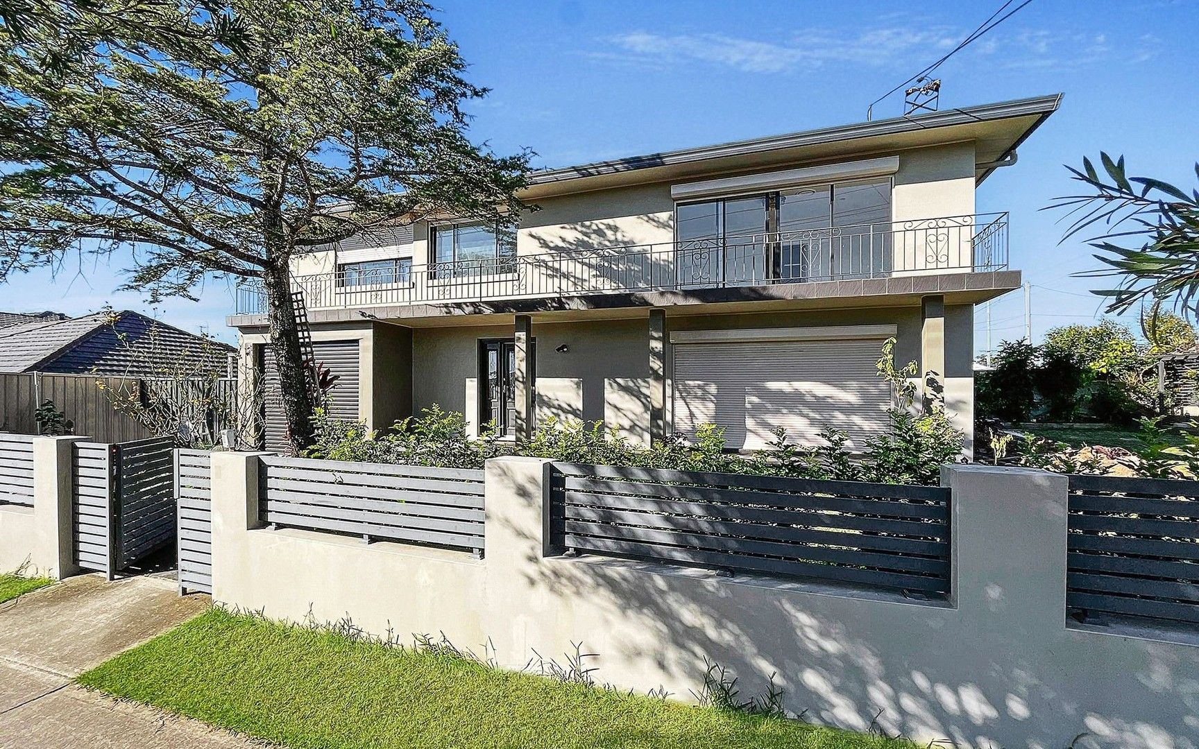 5 bedrooms House in 47 Desmond Street MERRYLANDS NSW, 2160