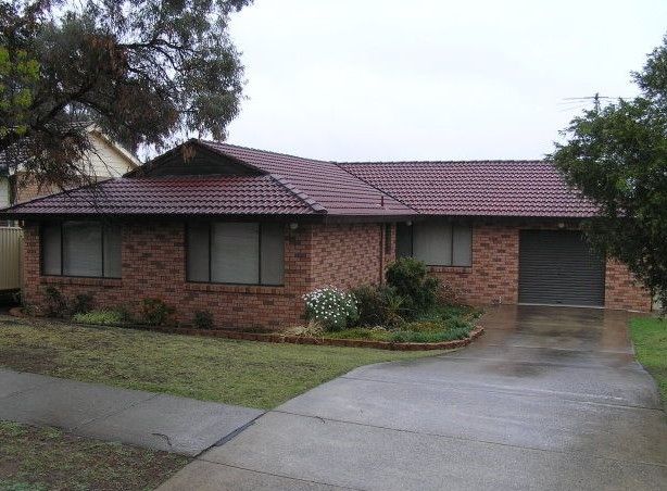 3 bedrooms House in 46 Lagonda Drive INGLEBURN NSW, 2565