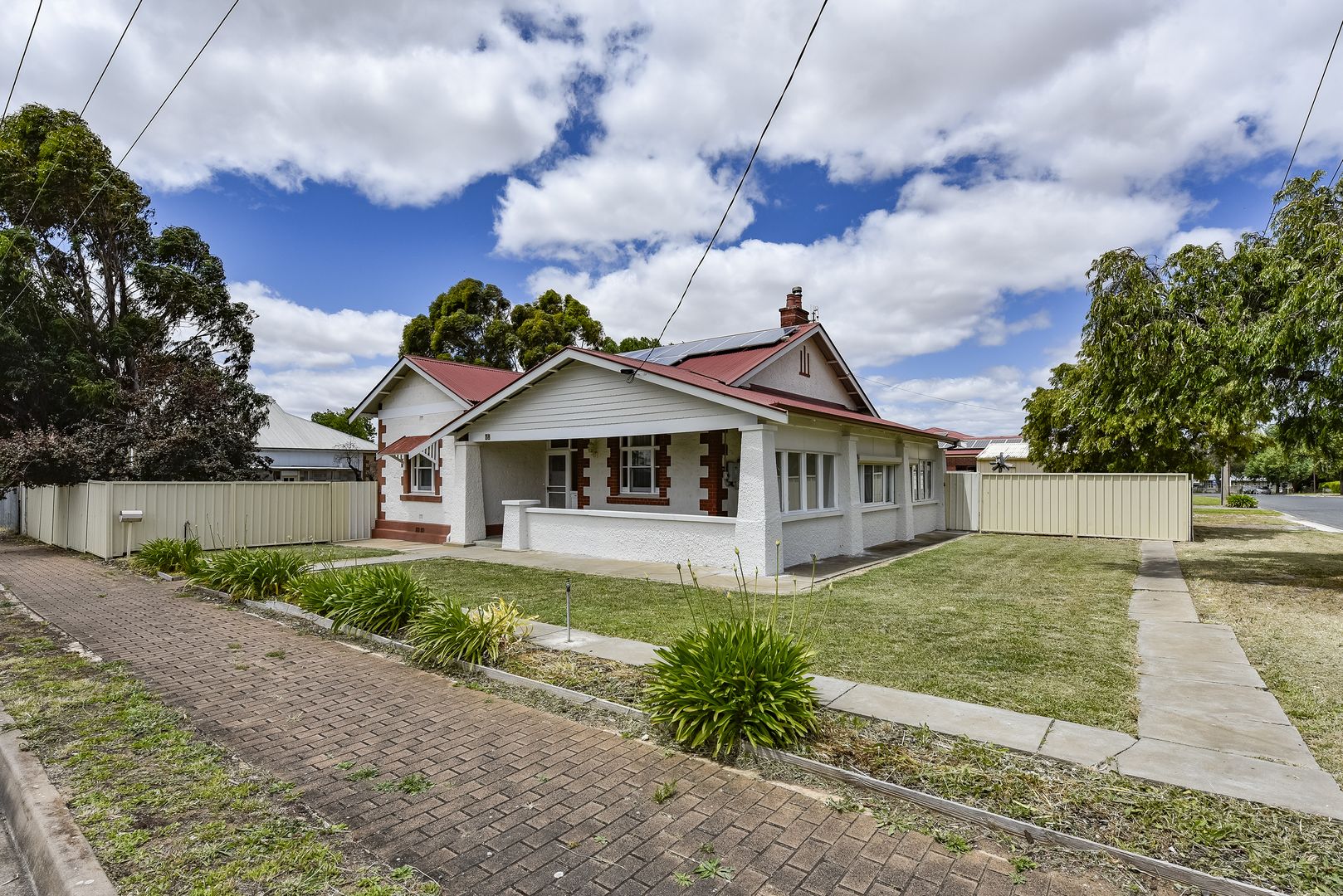 38 DeCourcey Street, Bordertown SA 5268, Image 1