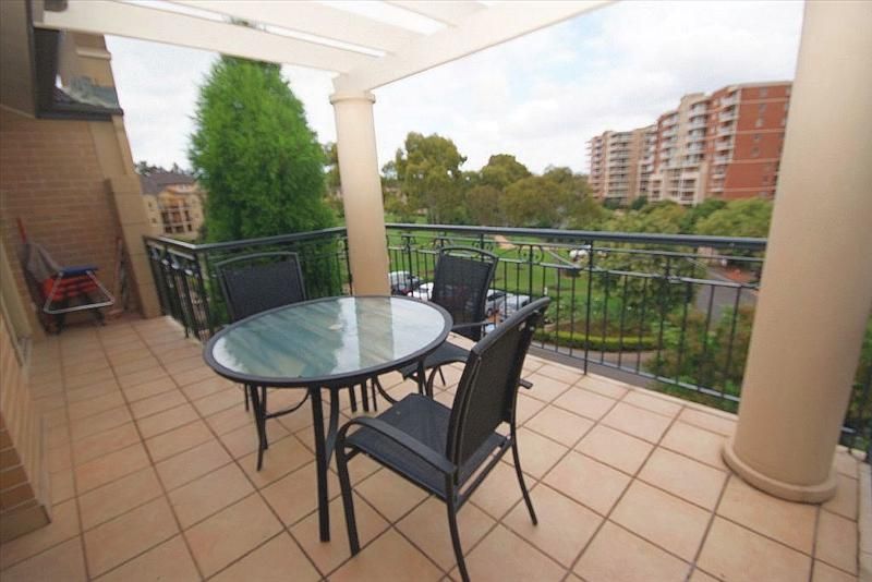 30/3 Bradley Place, Liberty Grove NSW 2138, Image 2