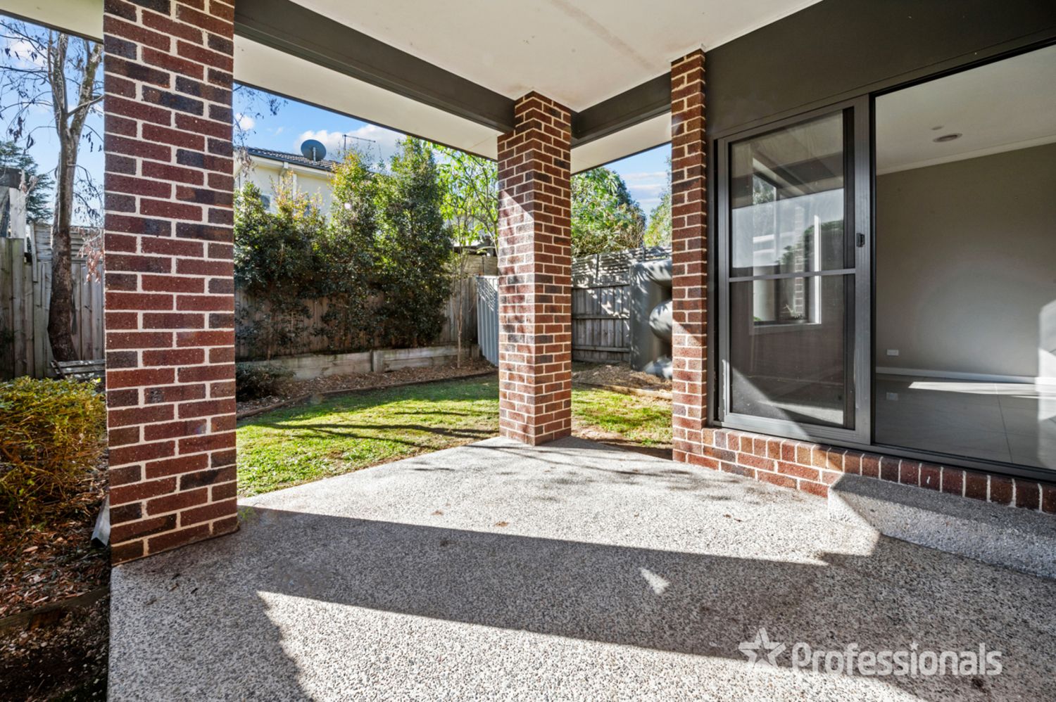 2/1 Carlyle Street, Croydon VIC 3136, Image 1