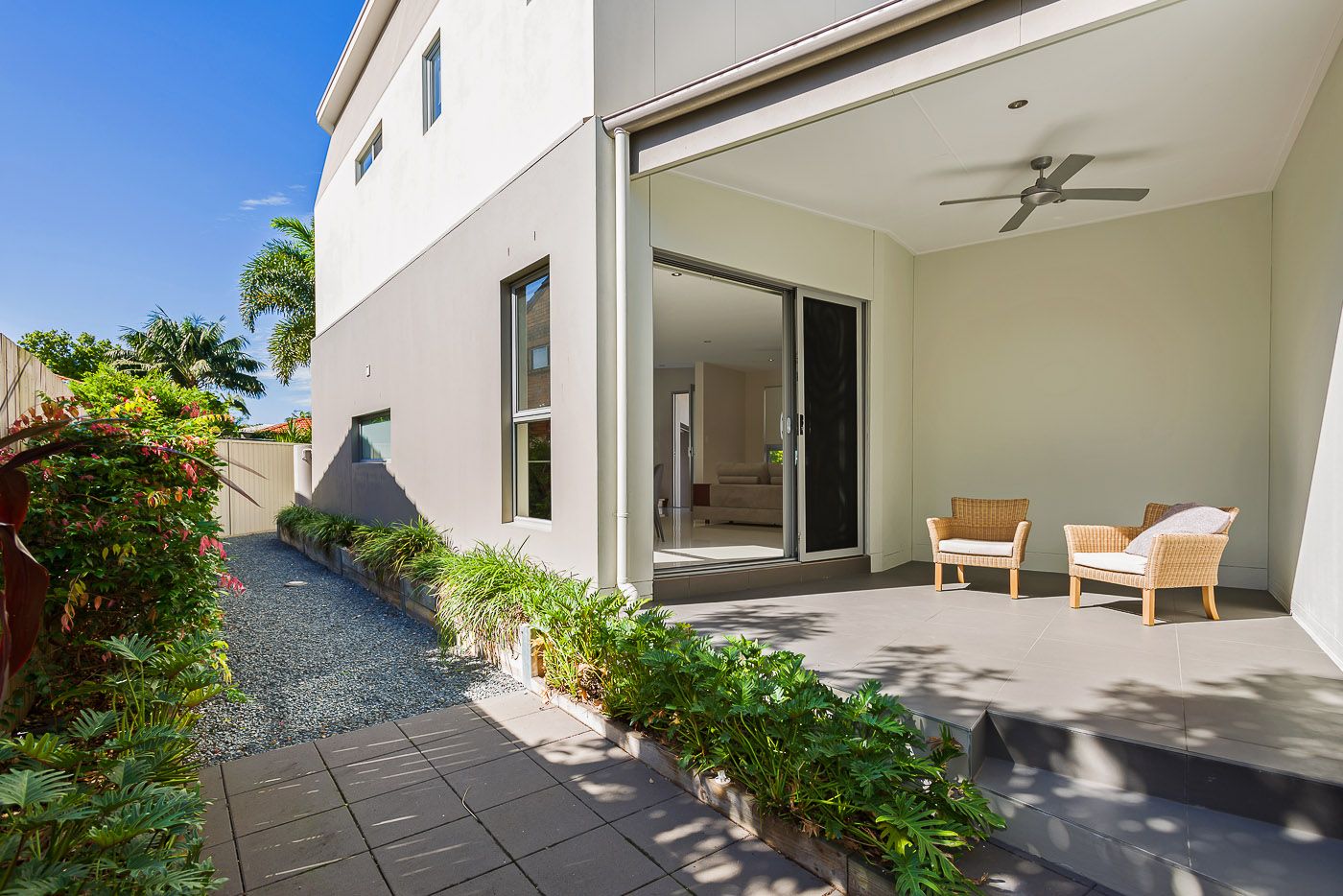 2/12 Topaz Court, Hollywell QLD 4216, Image 0