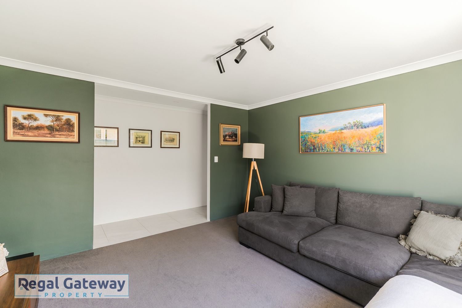 64 Massicot Road, Treeby WA 6164, Image 2