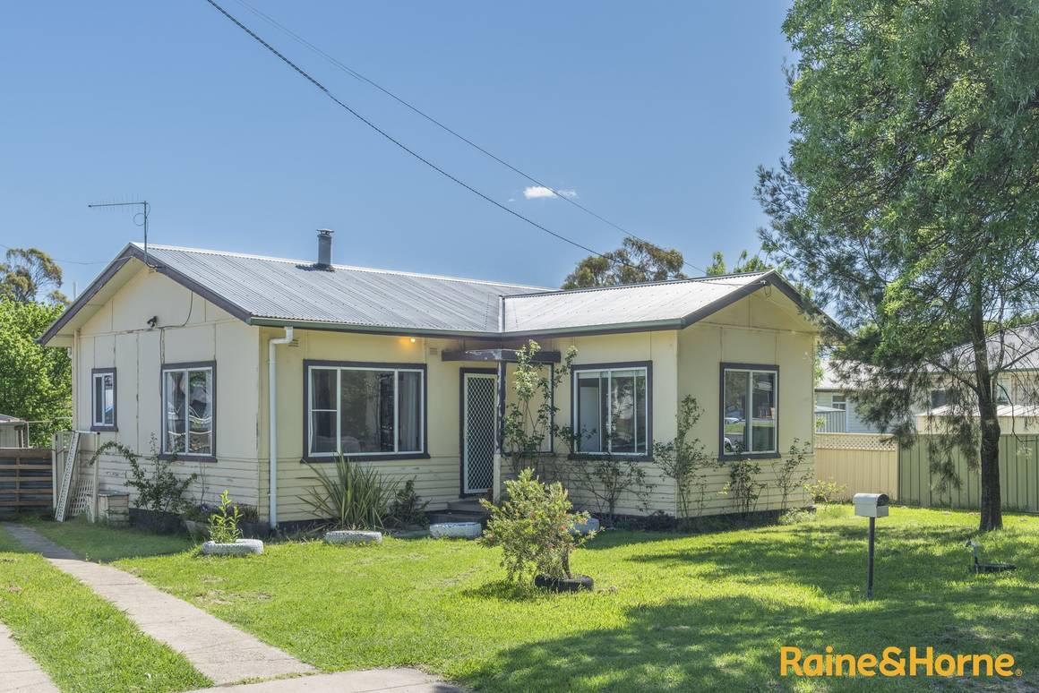 Picture of 1 Phillip Street, ARMIDALE NSW 2350