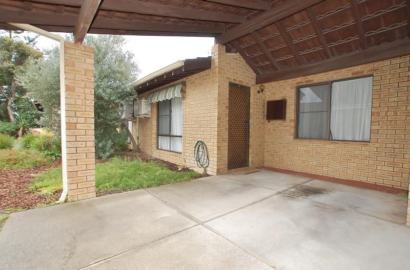 2 bedrooms Villa in 7/81 Baden Street JOONDANNA WA, 6060