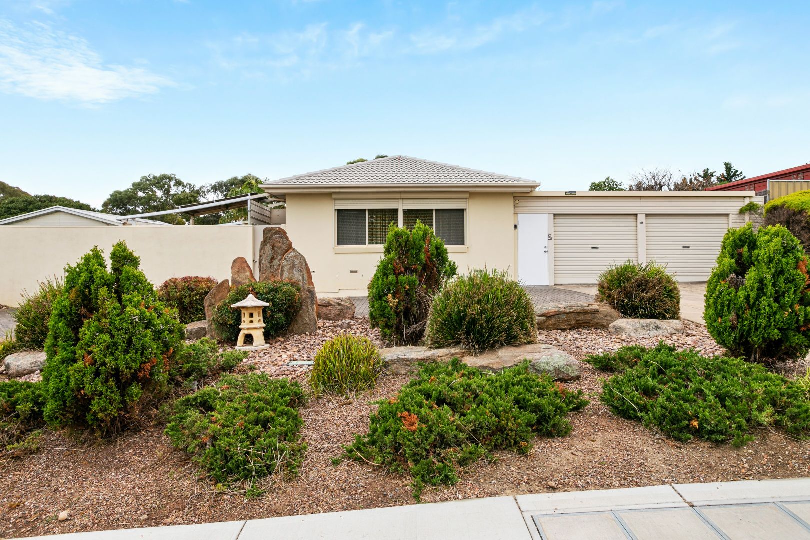 16 Mercedes Avenue, Hallett Cove SA 5158, Image 2