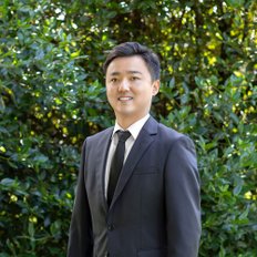 Andy Zhang, Sales representative