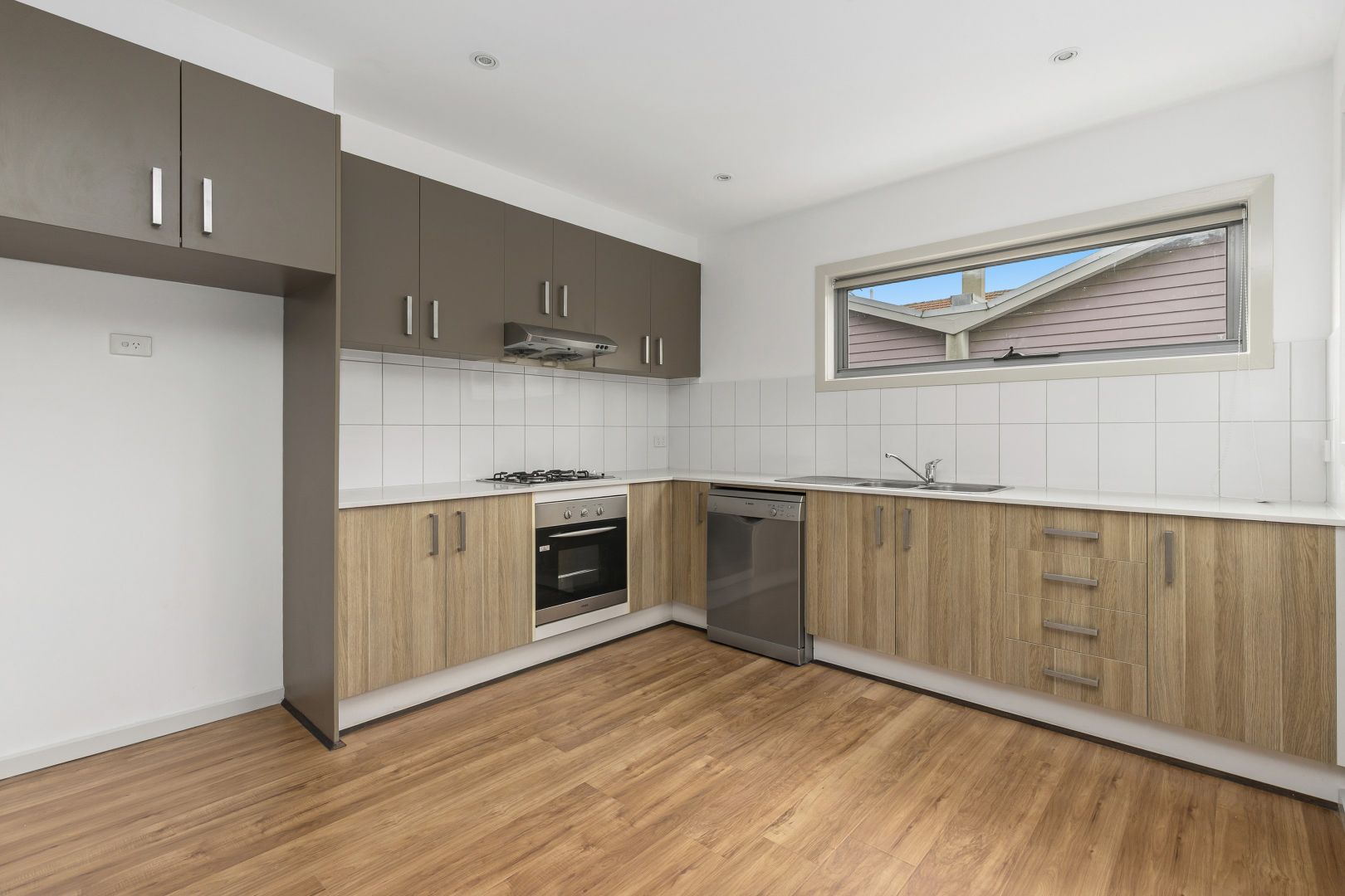 9/6 Rosamond Rd, Footscray VIC 3011 Townhouse For Rent Domain