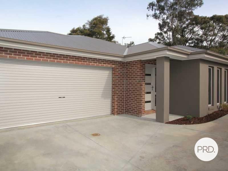 2/1306 Geelong Road, Mount Clear VIC 3350, Image 0
