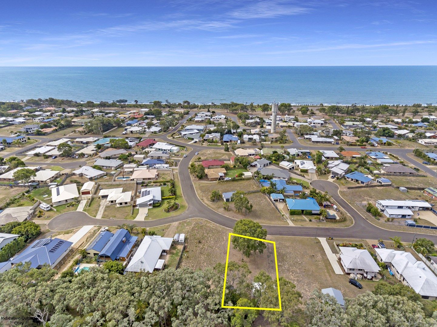 27 Alexander Drive, Moore Park Beach QLD 4670, Image 0