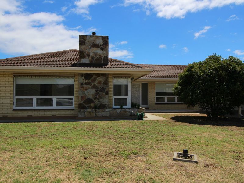 13 Doncaster Avenue, Novar Garden Property History & Address Research