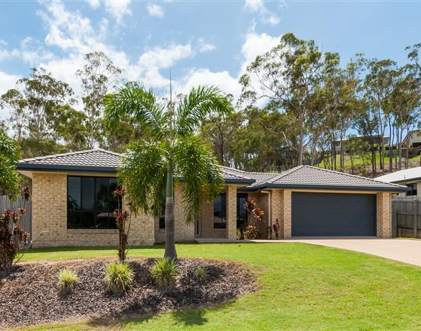 27 Grasstree Crescent, Kirkwood QLD 4680