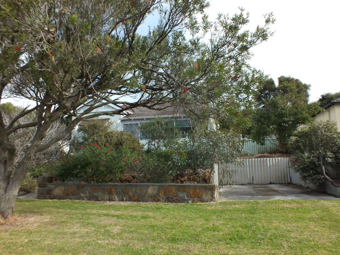 9 Camfield Street, Mount Melville WA 6330, Image 2