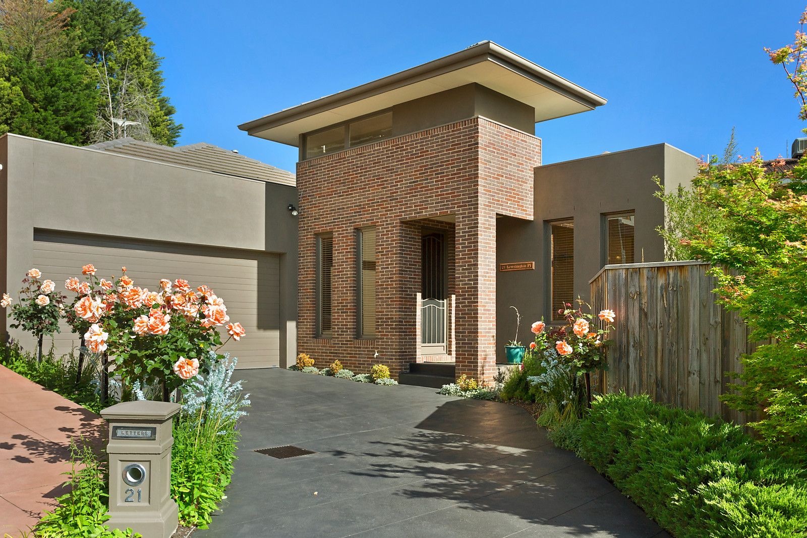 21 Kensington Place, Templestowe VIC 3106, Image 0