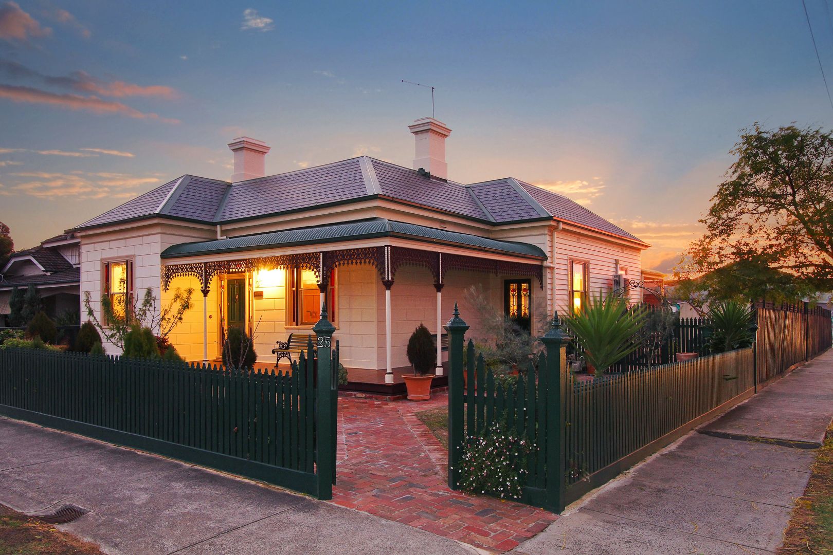 25 Clifton Grove, Preston Property History & Address Research Domain