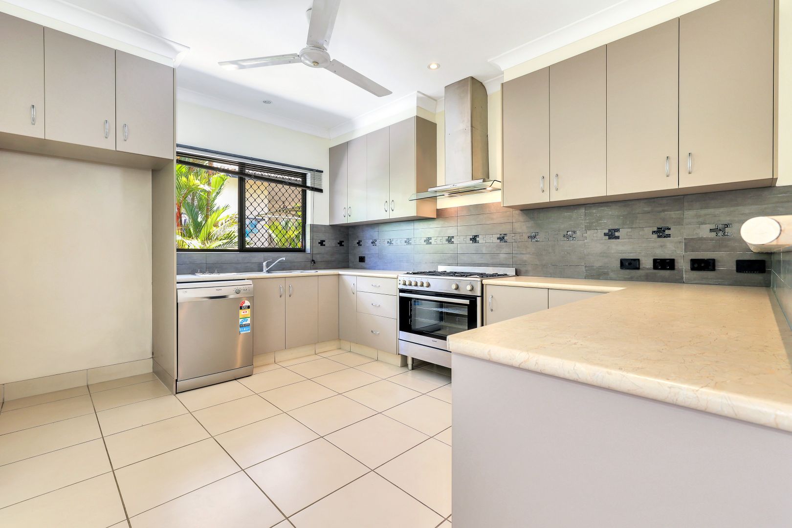 17 Catchlove Street, Rosebery NT 0832, Image 1