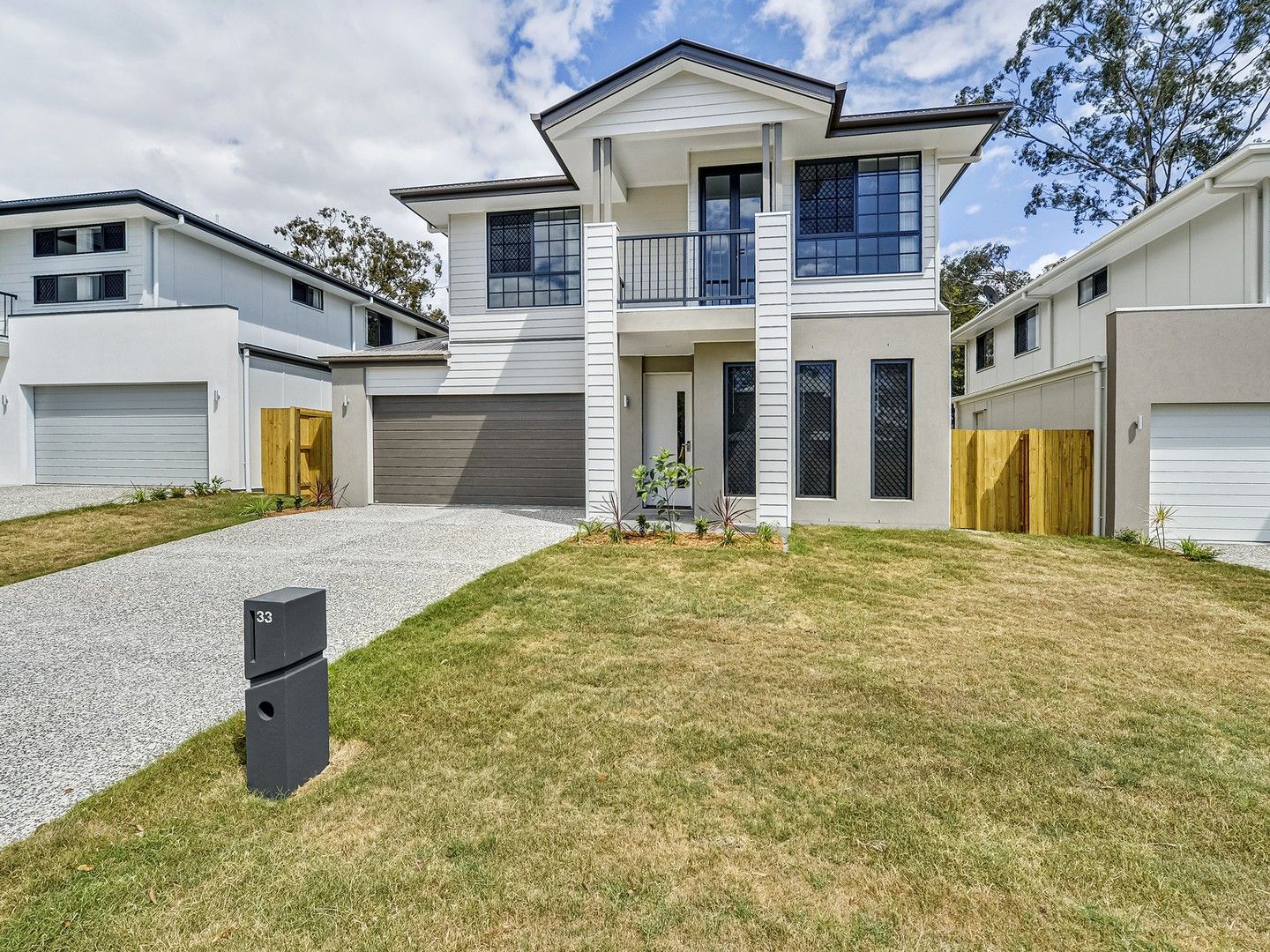 5 bedrooms House in 33 Sovereign Place BOONDALL QLD, 4034