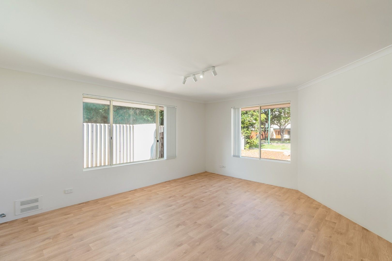 4 bedrooms House in 61 Jenkins Avenue NEDLANDS WA, 6009